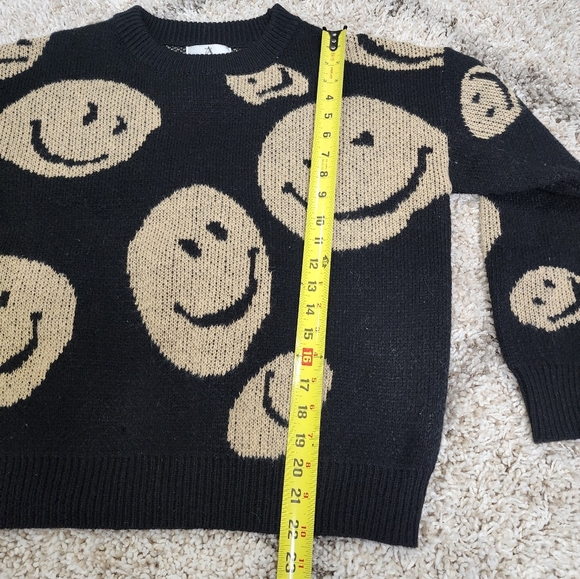 Zara Smiley Face Black and Tan Knit Sweater - Picture 7 of 8